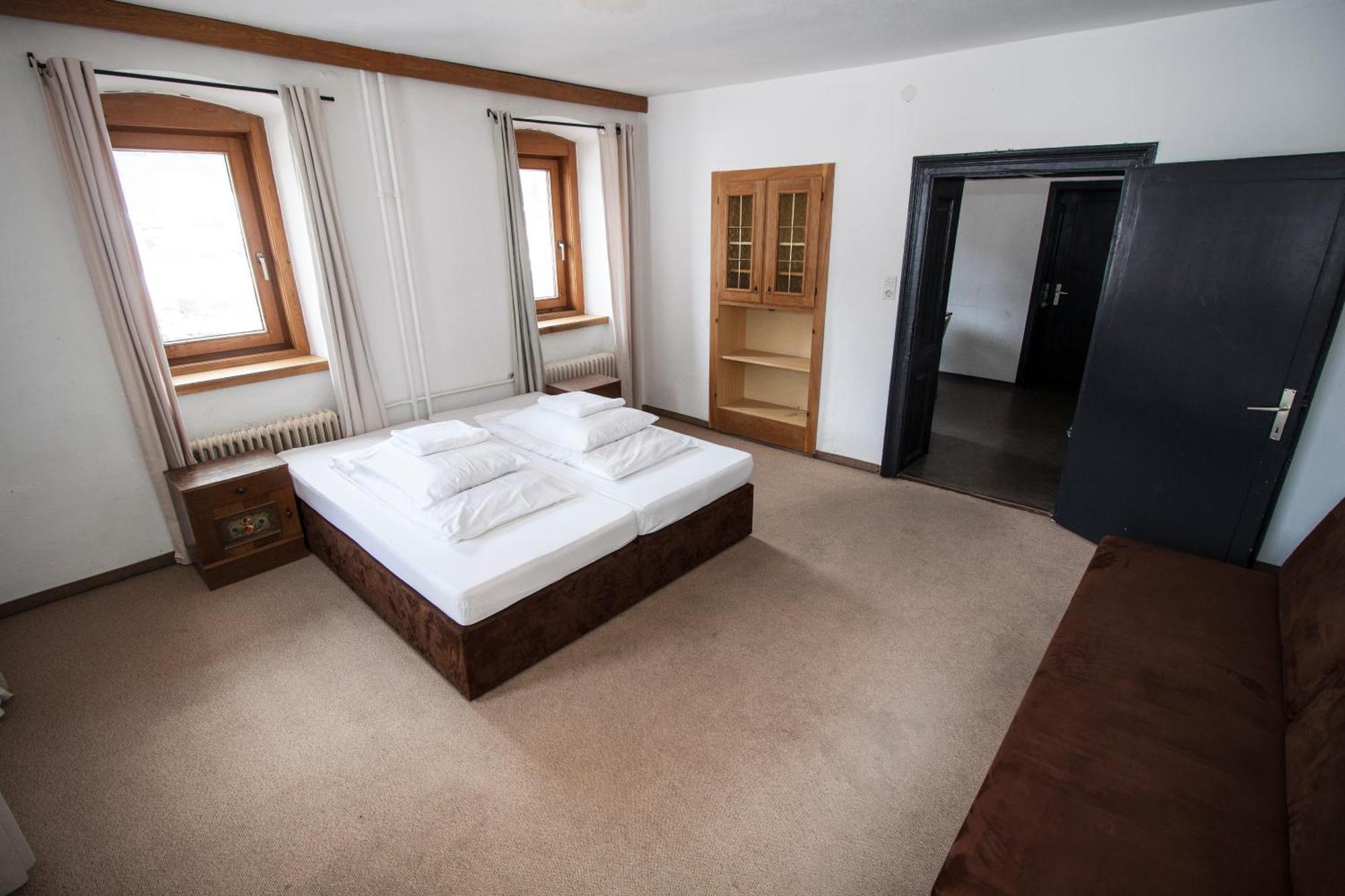 Hostel Chillertal Mayrhofen Oda fotoğraf