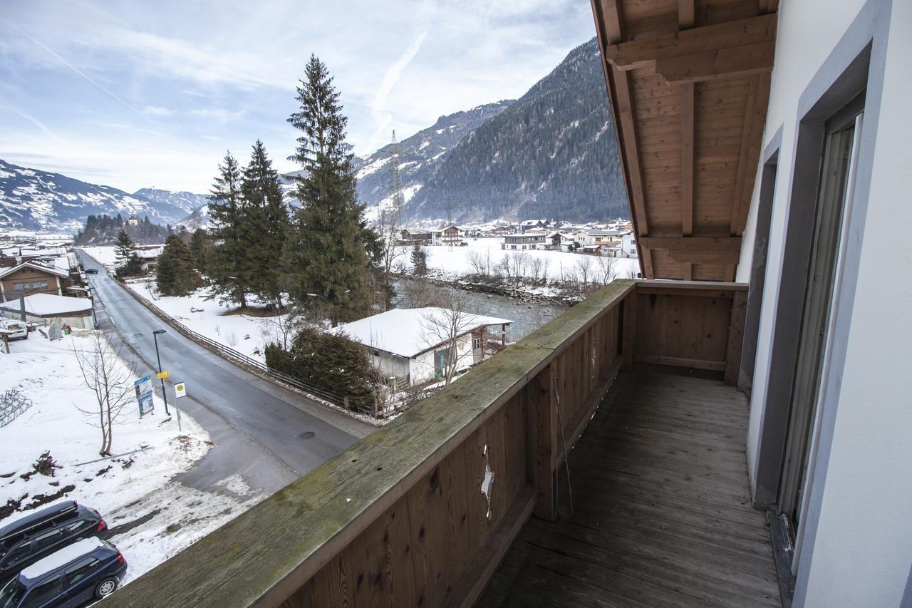 Hostel Chillertal Mayrhofen Oda fotoğraf